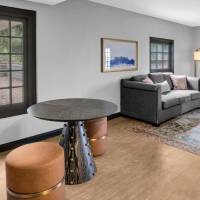 King Corner Room with Balcony