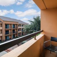 Guest room, 1 King, Sofa bed, Courtyard view, Balcony