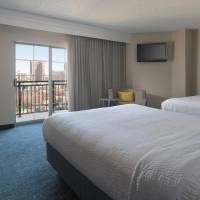 Queen Room with Two Queen Beds with City View 