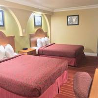 NQQ1 Queen Room with Two Queen Beds - Non-Smoking