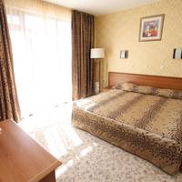 One-Bedroom Suite with Balcony - All Inclusive 