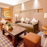 Executive Suite with City View