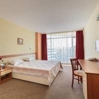 One-Bedroom Apartment with Balcony - All Inclusive
