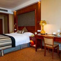 Mainland Chinese Citizen - Sunrise Seaview King Room with Balcony 