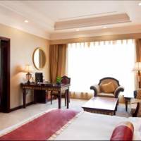 Deluxe Junior Room