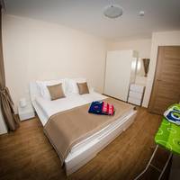 One-Bedroom Apartment with Balcony (3 Adults)
