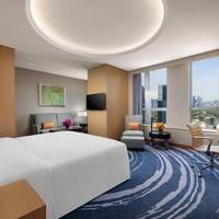 Premium King Room - Non-Smoking