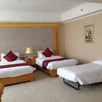 Deluxe Family Room (3 Adults)