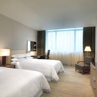 Comfortable twin bed room