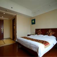 Business Queen Room