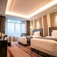 Deluxe City View Room With Twin Bed