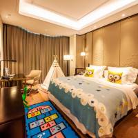 Elegant Family Room With King Bed