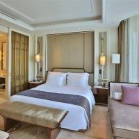 1 King Bed, Elegant Suite