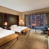 Twin Hilton Guestroom