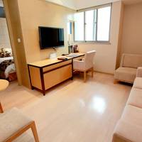 Cumberland Boutique Suite