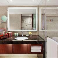 Deluxe King or Twin Room