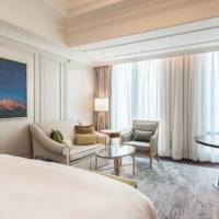 Ritz Deluxe King Room
