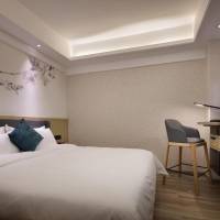 Superior Kingbed Room