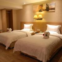 Standard Twin Bed Room