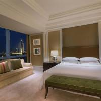 Club King Room