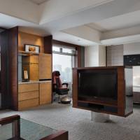 Junior King Suite
