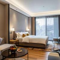 One Bedroom Apartment