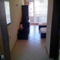 Studio Apartment with Pool View