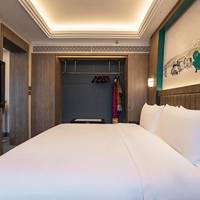 Mainland Chinese Citizens - Deluxe Suite
