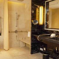 King Room with Roll-In Shower - Disability Access