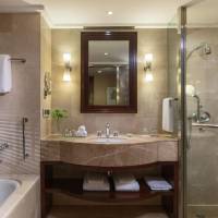 Club Deluxe Room, Club lounge access, Guest room, 1 King
