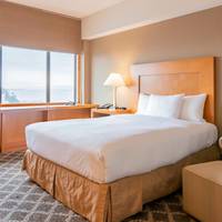 Queen Room with Bath Tub - Disability Access