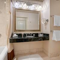 Premier Room - 1 King Bed