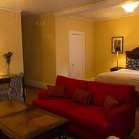 Queen Suite