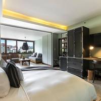 Premier Suite