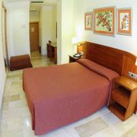 Room #9385824