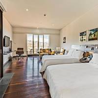 Luxury Twin Room with Balcony