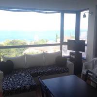 Two-Bedroom Apartment with Sea View with Free Parking