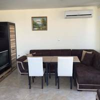  Deluxe Apartment with Sea View (4 Adults )