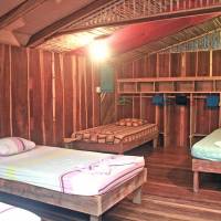 Single Bed in Mixed Dormitory Room