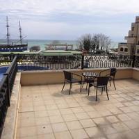 Apartment with Terrace and Sea View