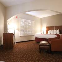 King Suite - Disability Access Tub