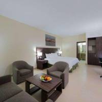 Executive Room with Queen Bed