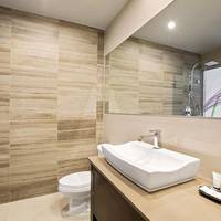Deluxe, Guest room, 2 Queen, City view