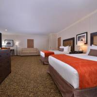 Queen Room with Two Queen Beds High Floor - Non-Smoking