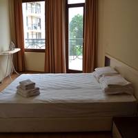 Two-Bedroom Apartment with Terrace - Iglika