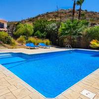 Luxury Three-Bedroom Villa with Private Pool & Sea View