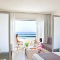 Room #1701741