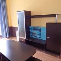 One-Bedroom Apartment with Side Sea View