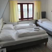 Attic Triple Room with Shared Bathroom