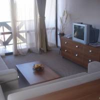 Family Apartment (2 Adults + 2 Children)